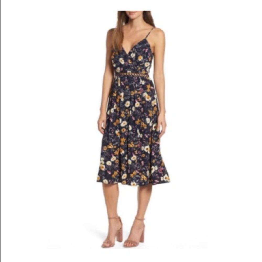 J.O.A Floral Sleeveless Midi Dress